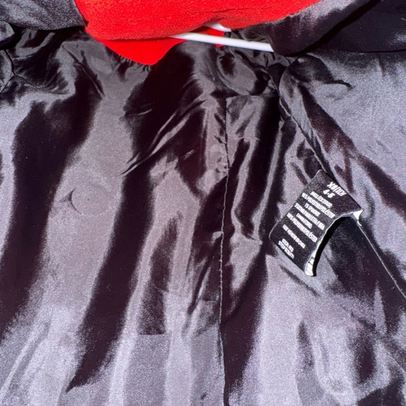 Red girls Jacket with Faux Fur Collar - Picture 4 of 5